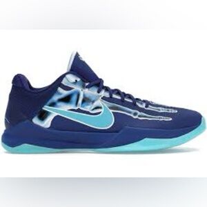 Nike Kobe 5 Protro
X-Ray blue